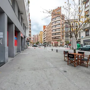 Apartamento Renovado Piso De Diseño En Barrio Selecto By Sah, Bilbao